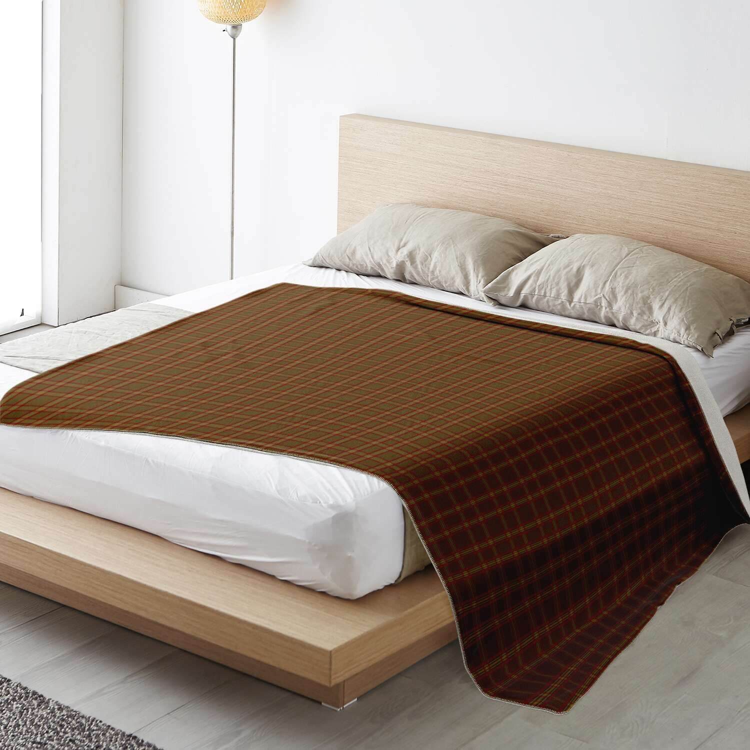 Reid-Tartan-Microfleece-blanket_horizontal_lifestyle-bedextralarge
