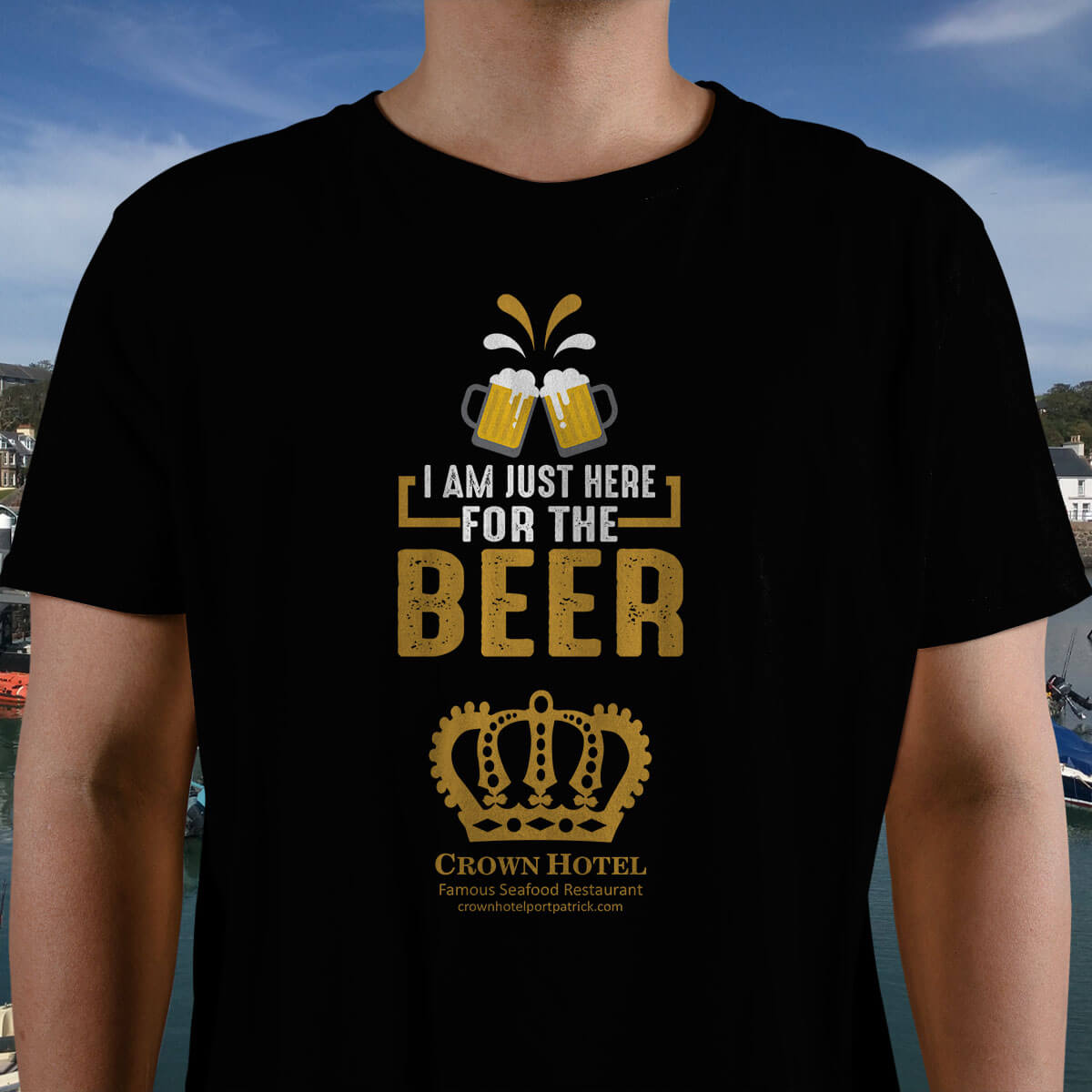 Im-just-here-for-the-beer-Crown-Hotel-Portpatrick-Gildan6400-Beer-T-Shirt-bgnd-male-close-up
